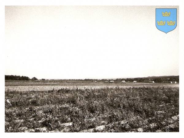 : Panorama wsi od strony północnej /widoczna część wschodnia Woli Libertowskiej/.